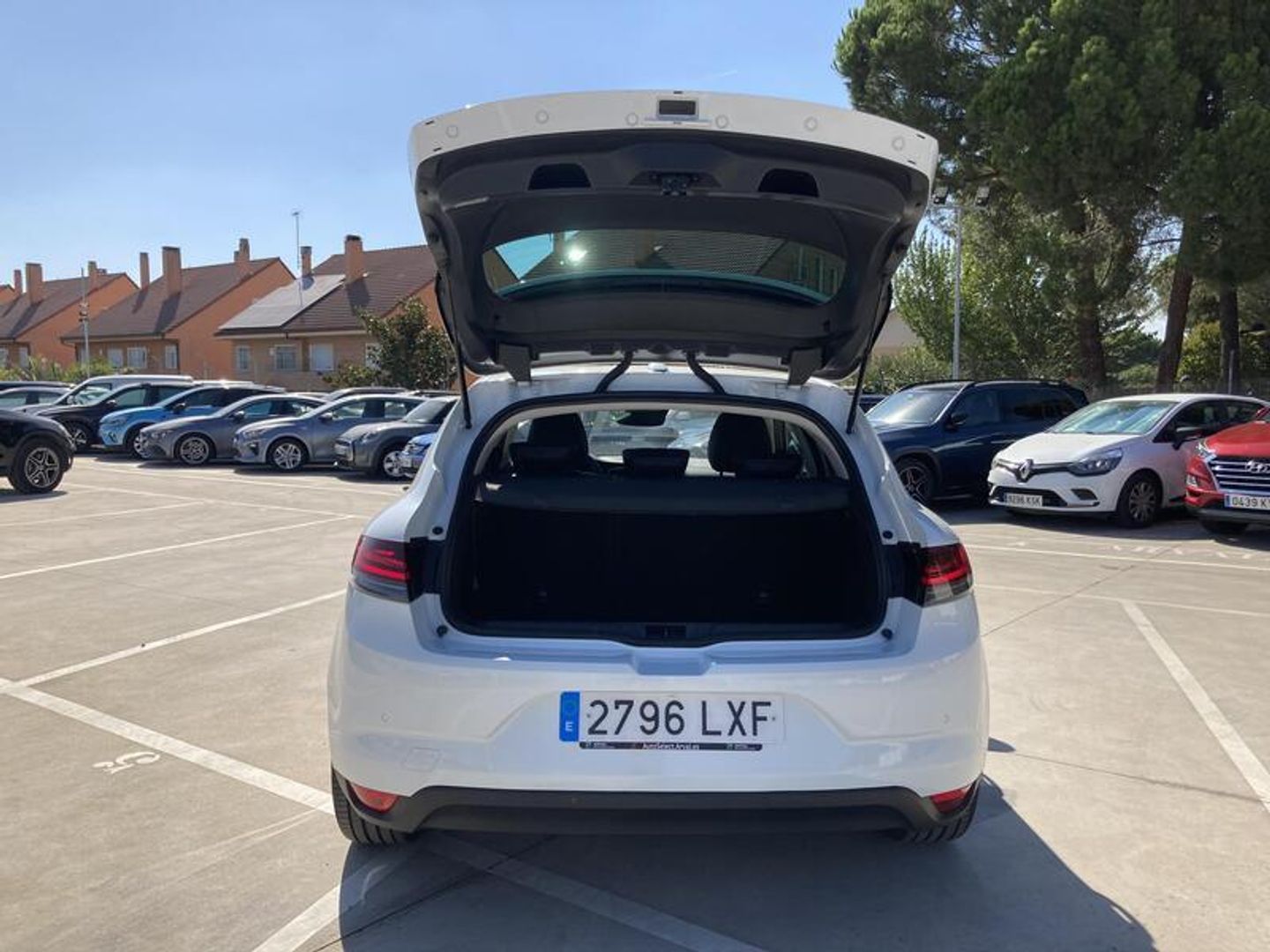 Renault Megane Zen Blue dCi 85 kW (115 CV) Blanco Compact