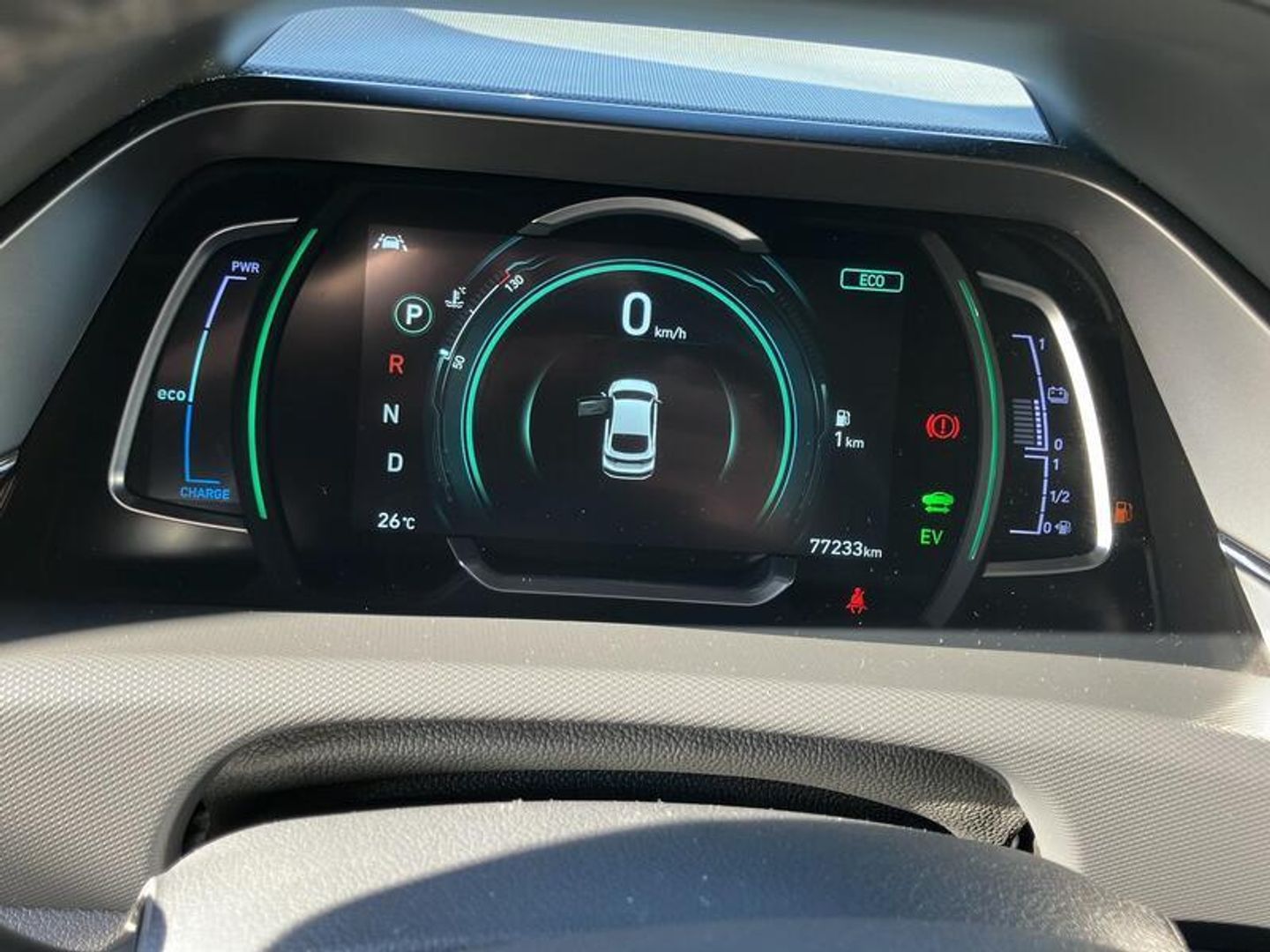 Hyundai Ioniq 1.6 GDI HEV Tecno DCT 104 kW (141 CV) Gris Plata Sedan