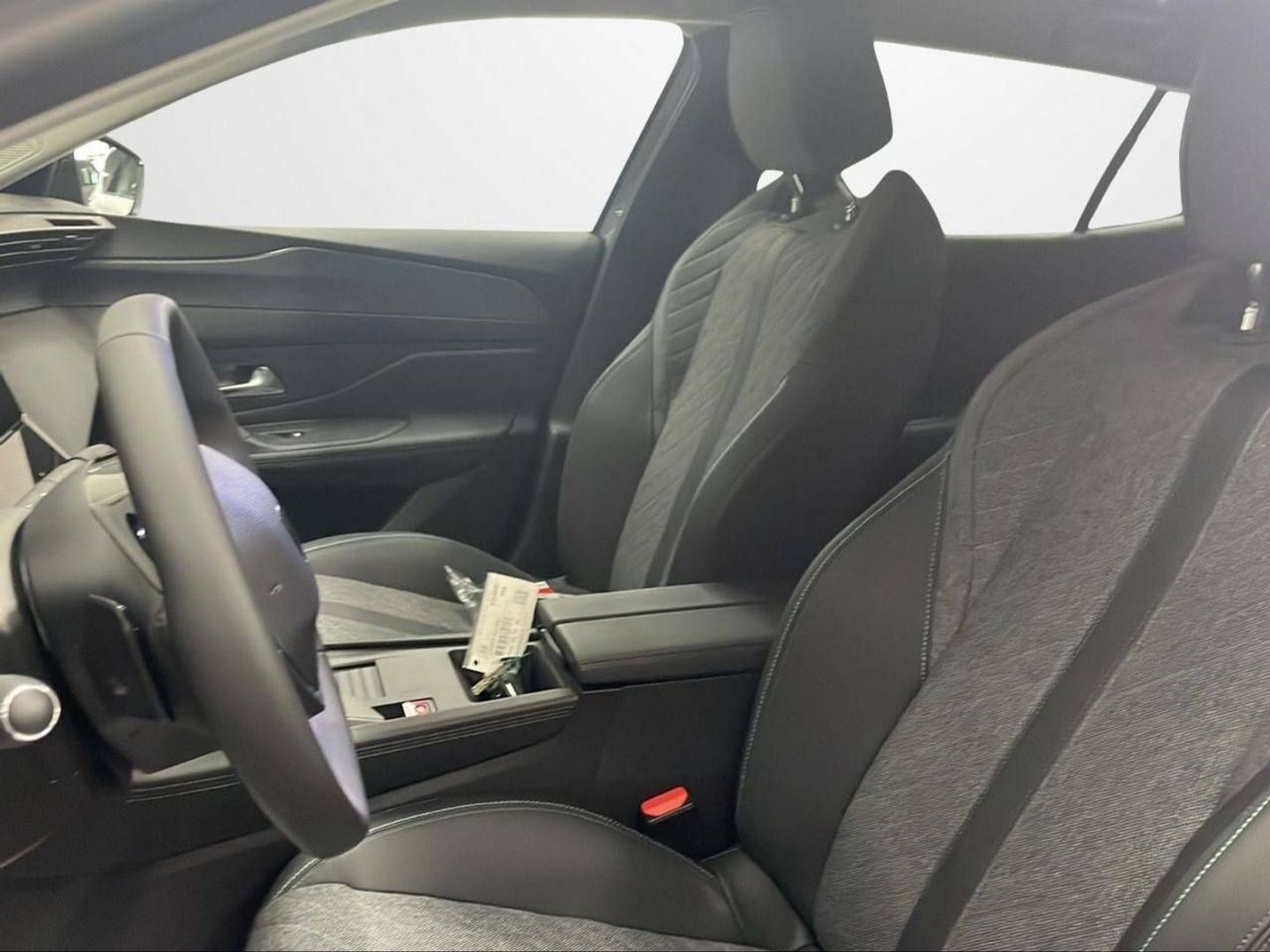Peugeot 408 Puretech 130 Allure EAT8 96 kW (130 CV) Gris SUV