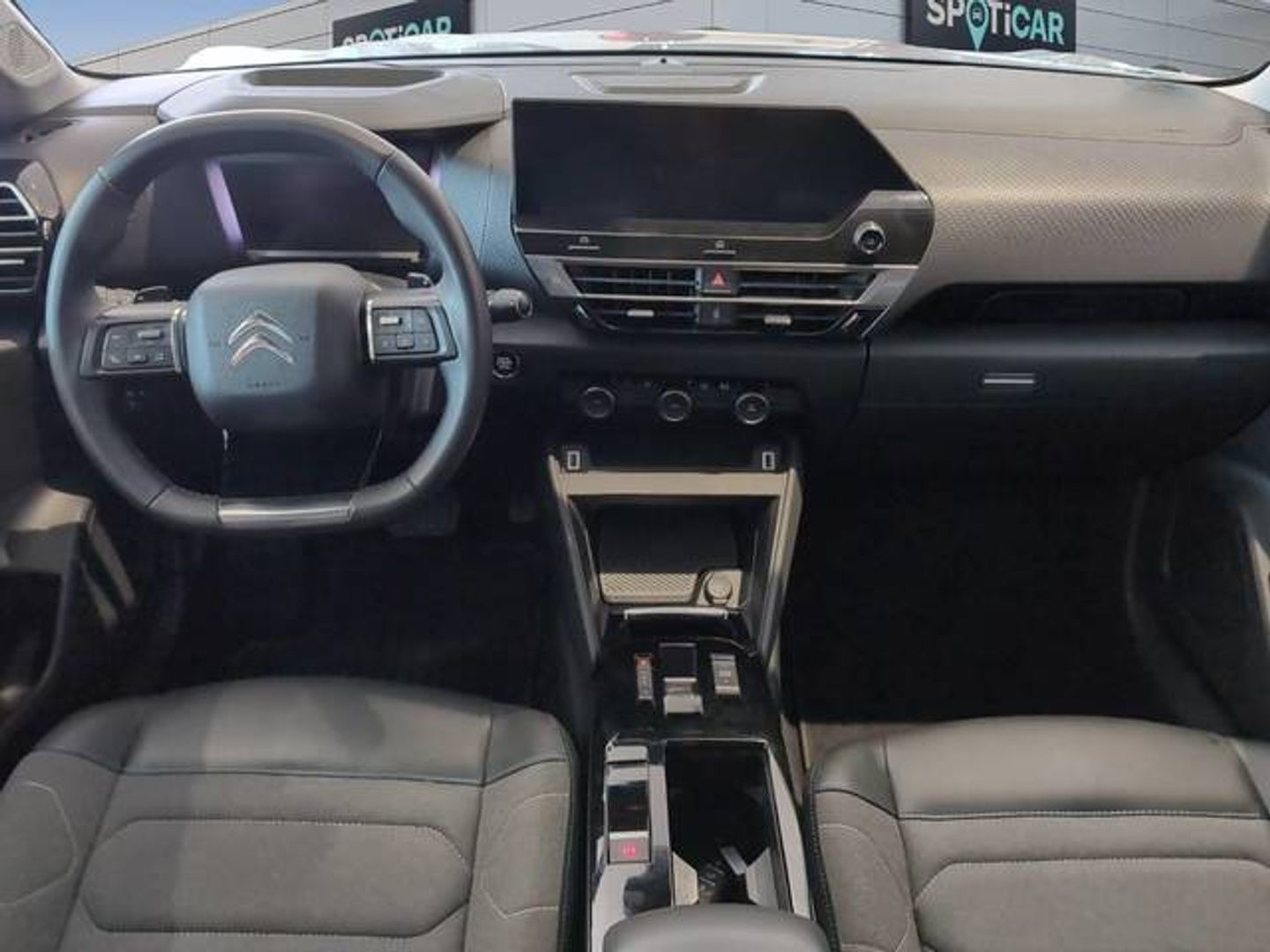 Citroen C4 BlueHDi 130 S&S Feel Pack EAT8 96 kW (130 CV) Gris Plata SUV