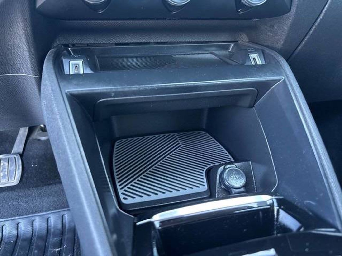 Citroen C4 BlueHDi 130 S&S Feel Pack EAT8 96 kW (130 CV) Gris SUV