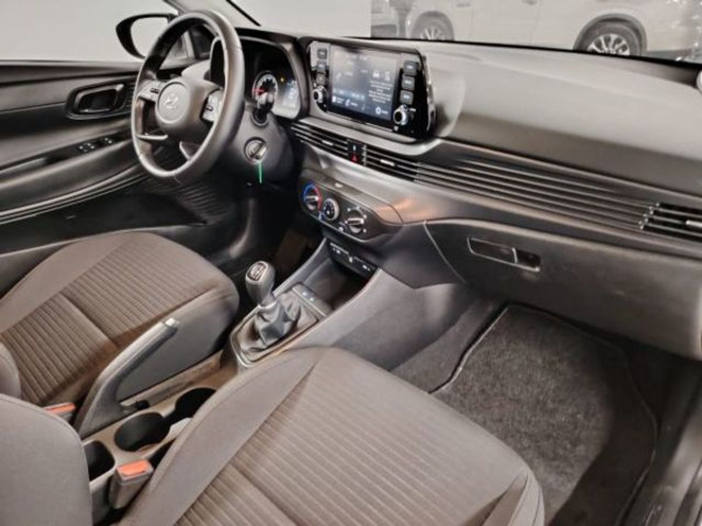Hyundai i20 1.0 TGDI Klass 74 kW (100 CV) Blanco Sedan