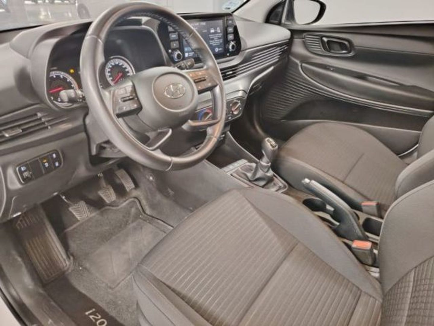 Hyundai i20 1.0 TGDI Klass 74 kW (100 CV) Blanco Sedan