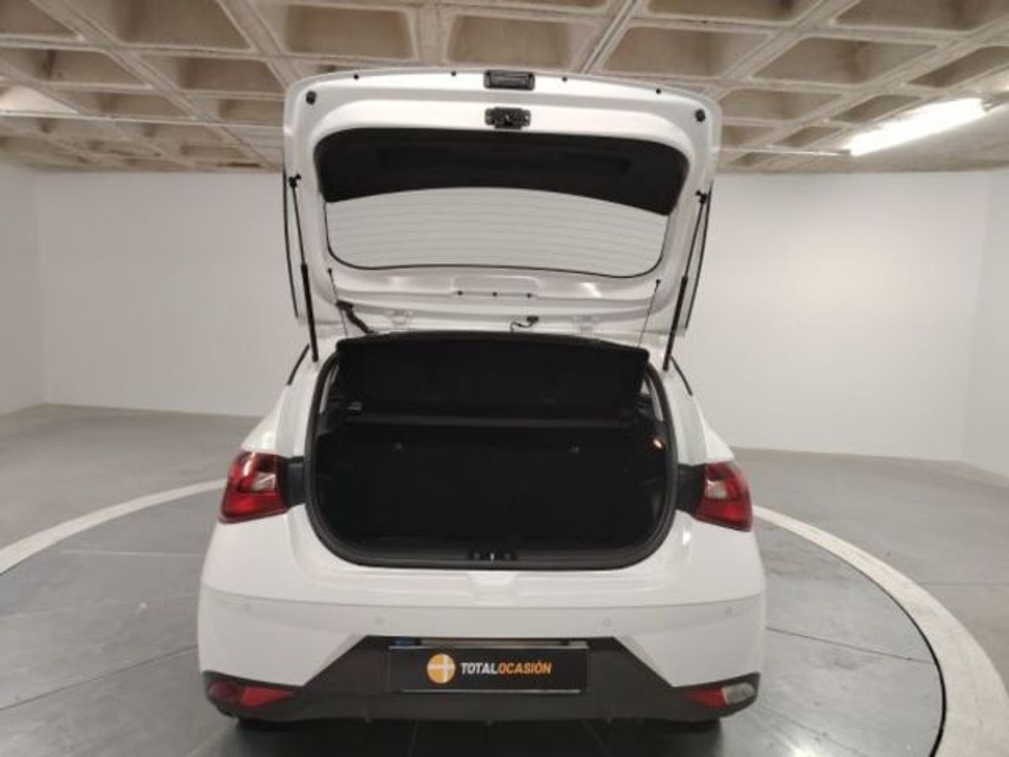 Hyundai i20 1.0 TGDI Klass 74 kW (100 CV) Blanco Sedan