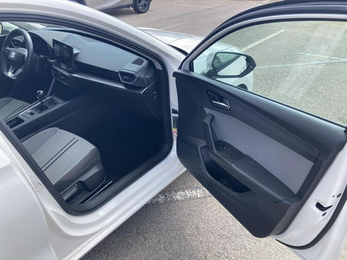 SEAT León 2.0 TDI S&S Style Go 85 kW (115 CV) Blanco Compact