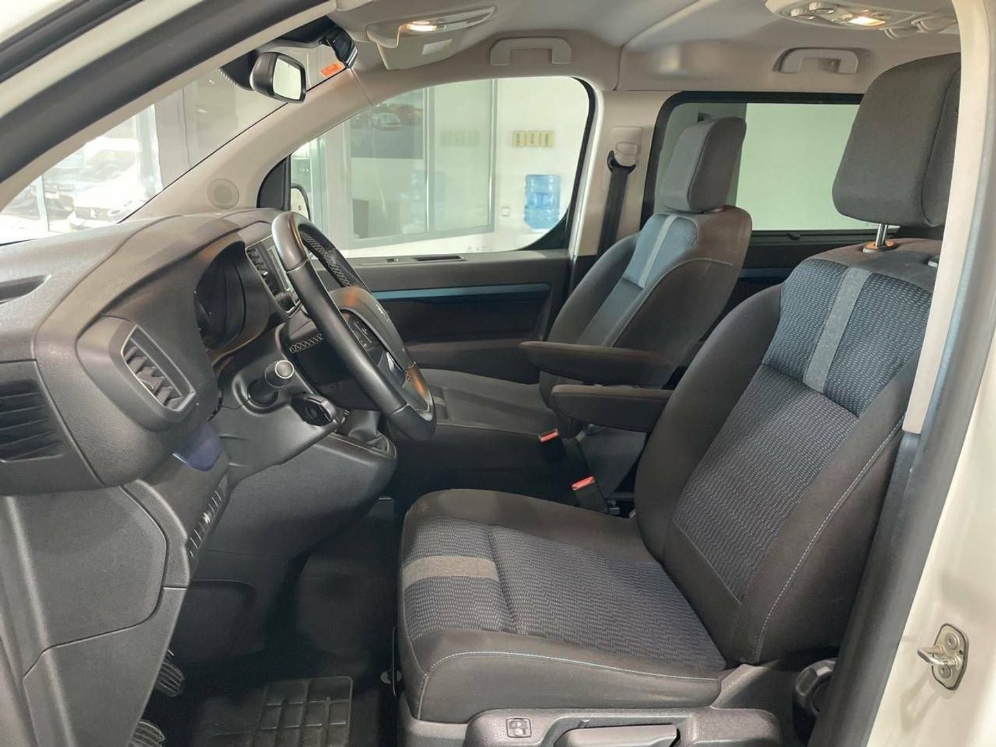 Peugeot Traveller BlueHDi 145 S&S Active Standard 107 kW (145 CV) Blanco Minivan