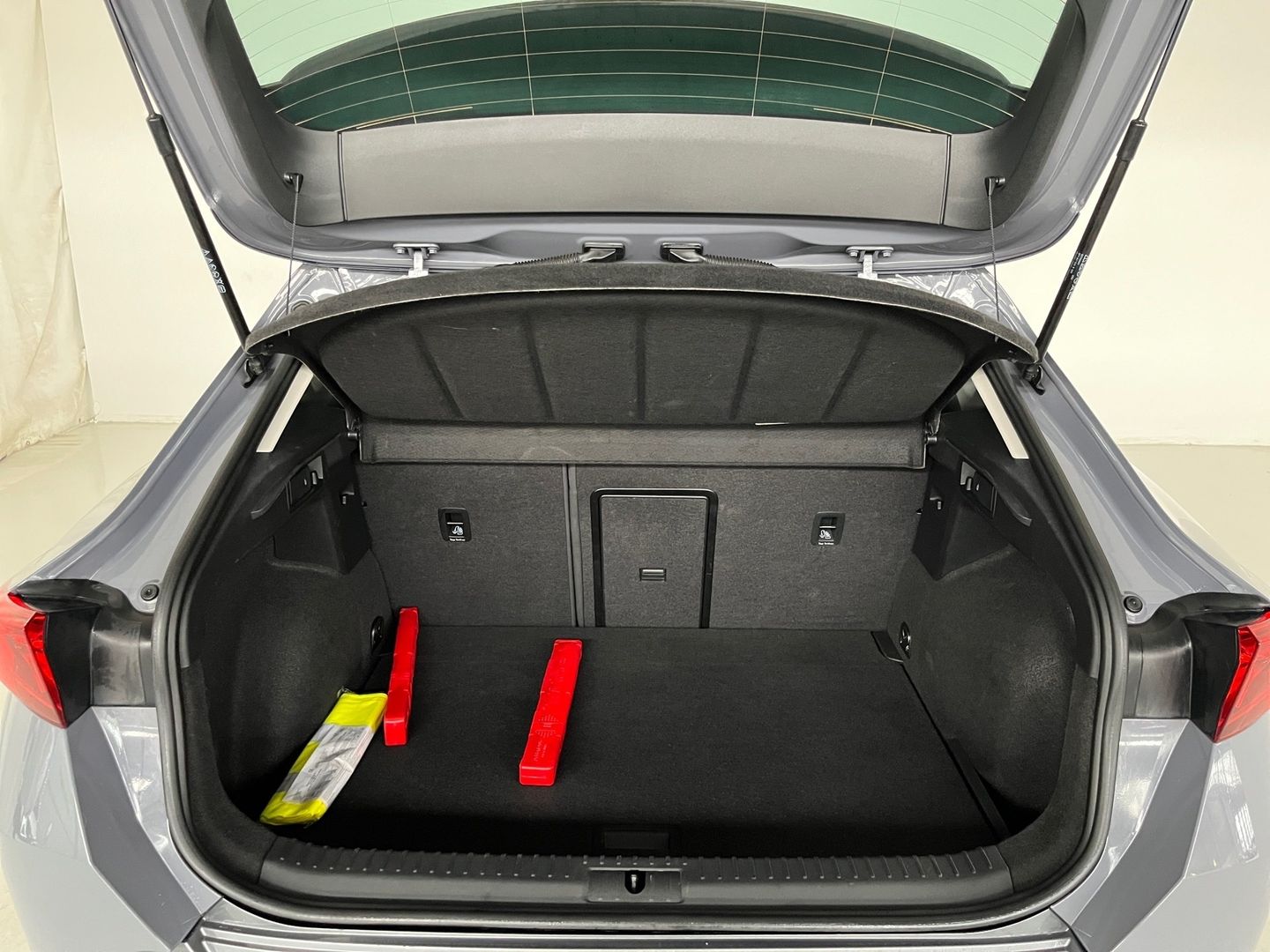 CUPRA Formentor 1.5 TSI DSG 110 kW (150 CV) Gris SUV
