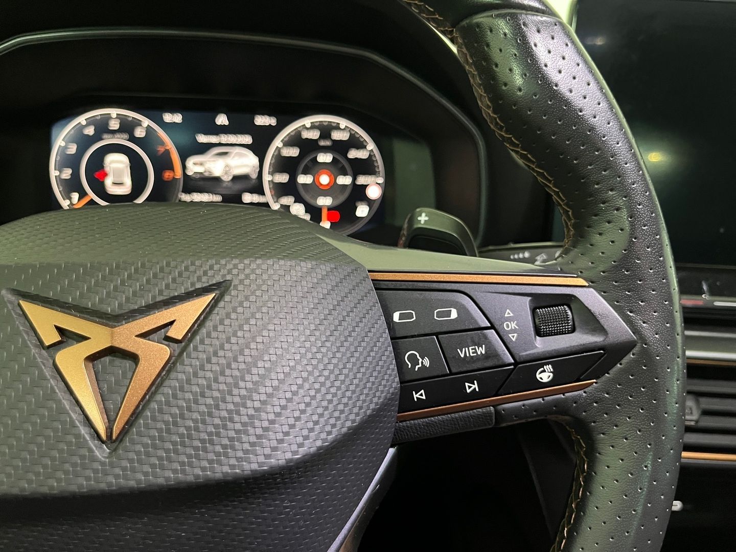 CUPRA Formentor 1.5 TSI DSG 110 kW (150 CV) Gris SUV