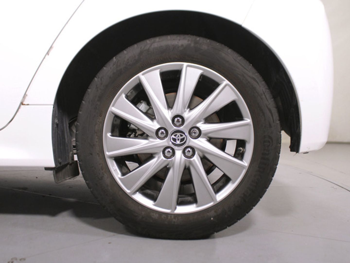 Toyota Yaris 120H Active Tech 85 kW (116 CV) Blanco Compact