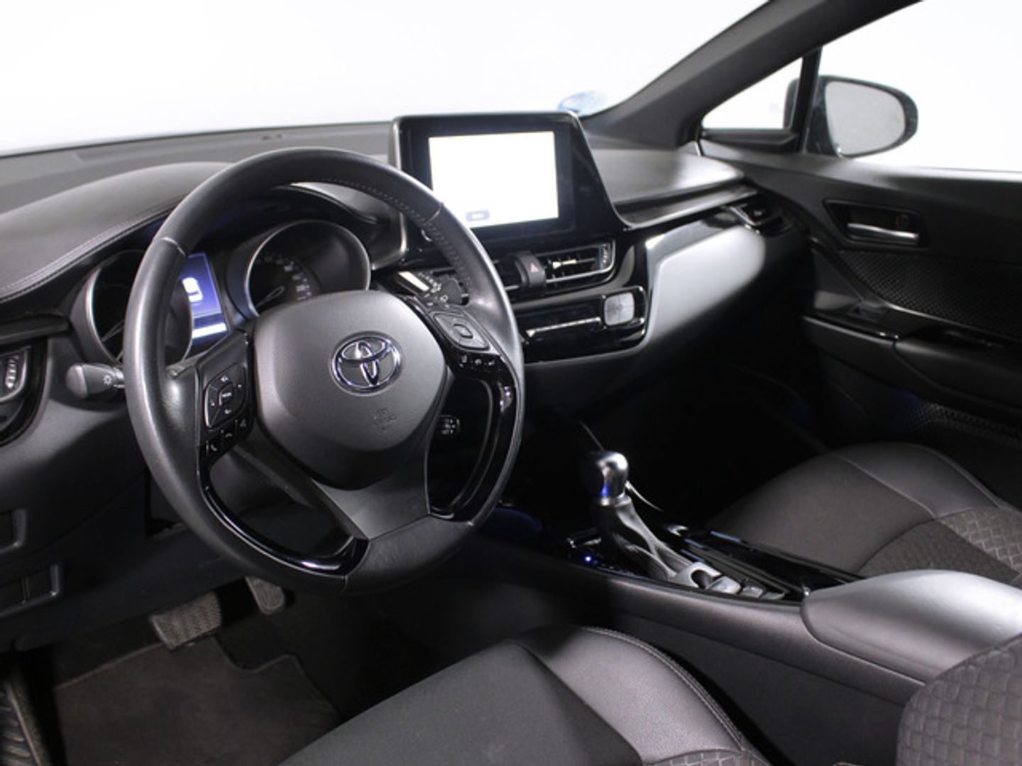 Toyota C-HR 1.8 125H Advance 90 kW (122 CV) Azul SUV