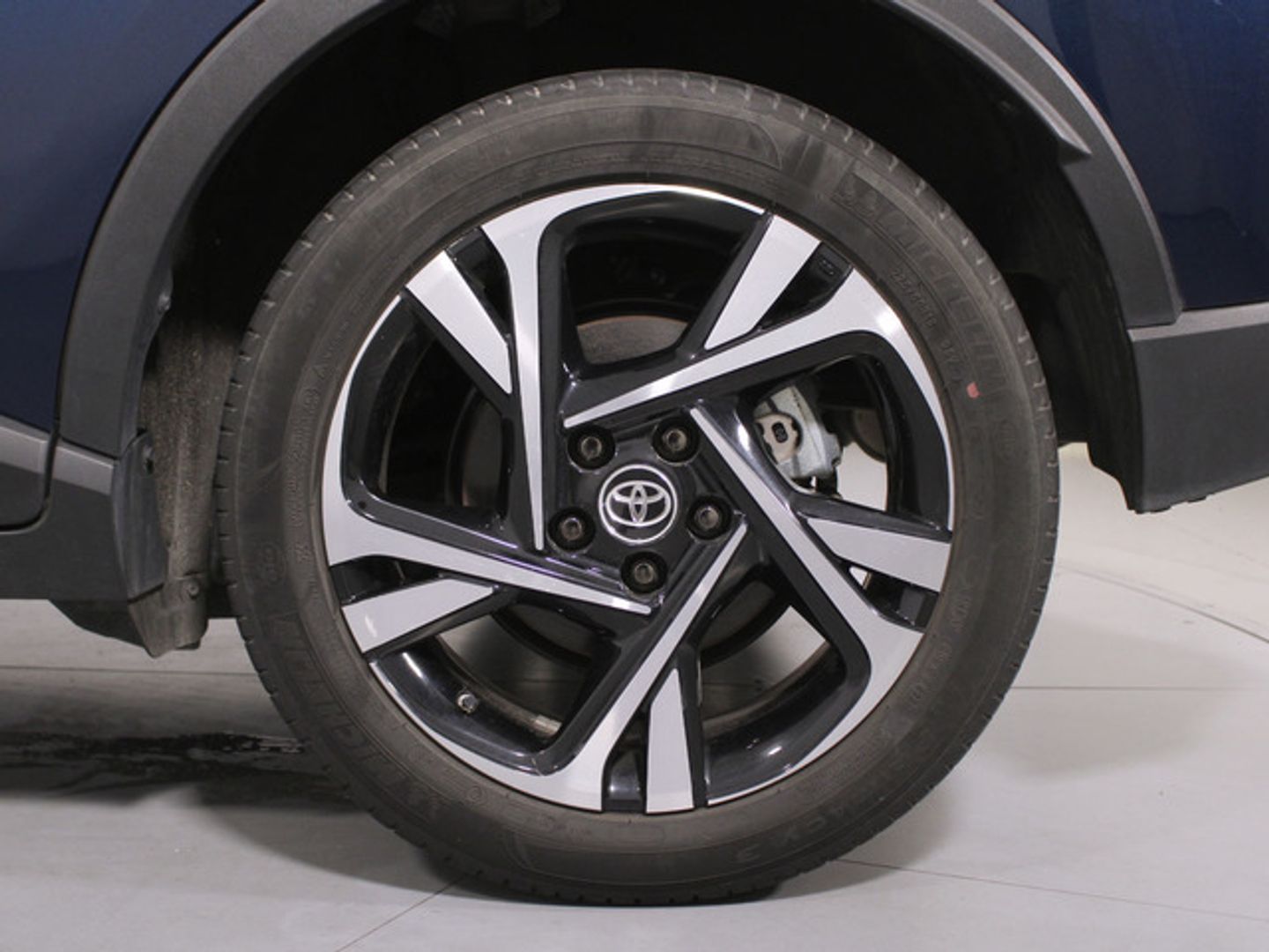 Toyota C-HR 1.8 125H Advance 90 kW (122 CV) Azul SUV