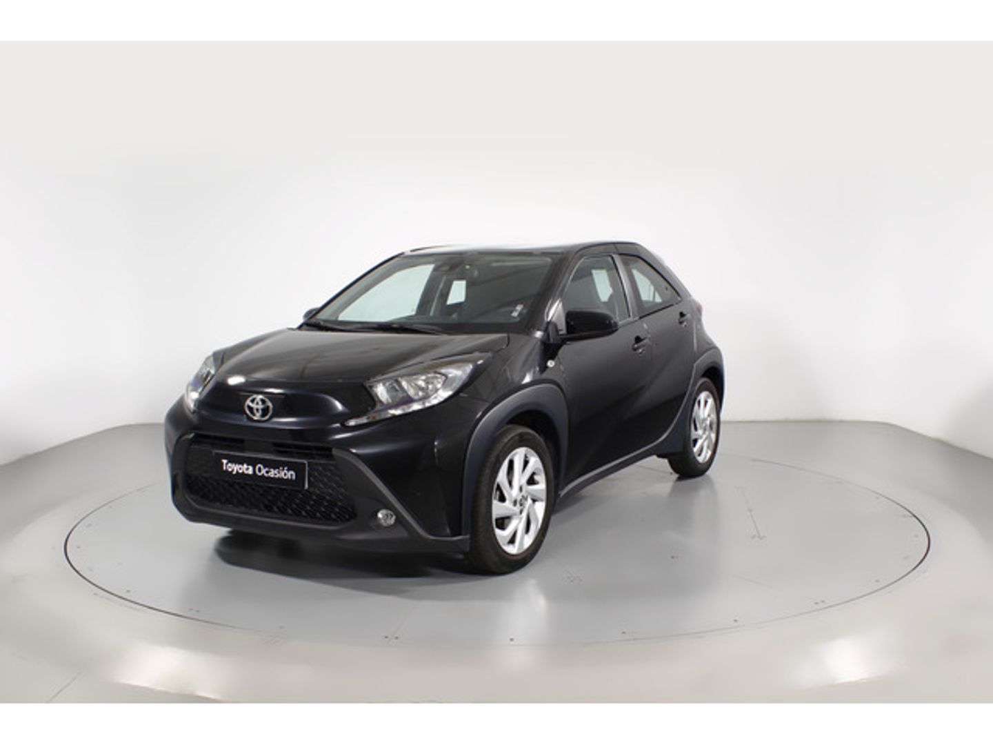 Toyota Aygo X Cross 1.0 VVT-I Play 53 kW (72 CV) Negro SUV