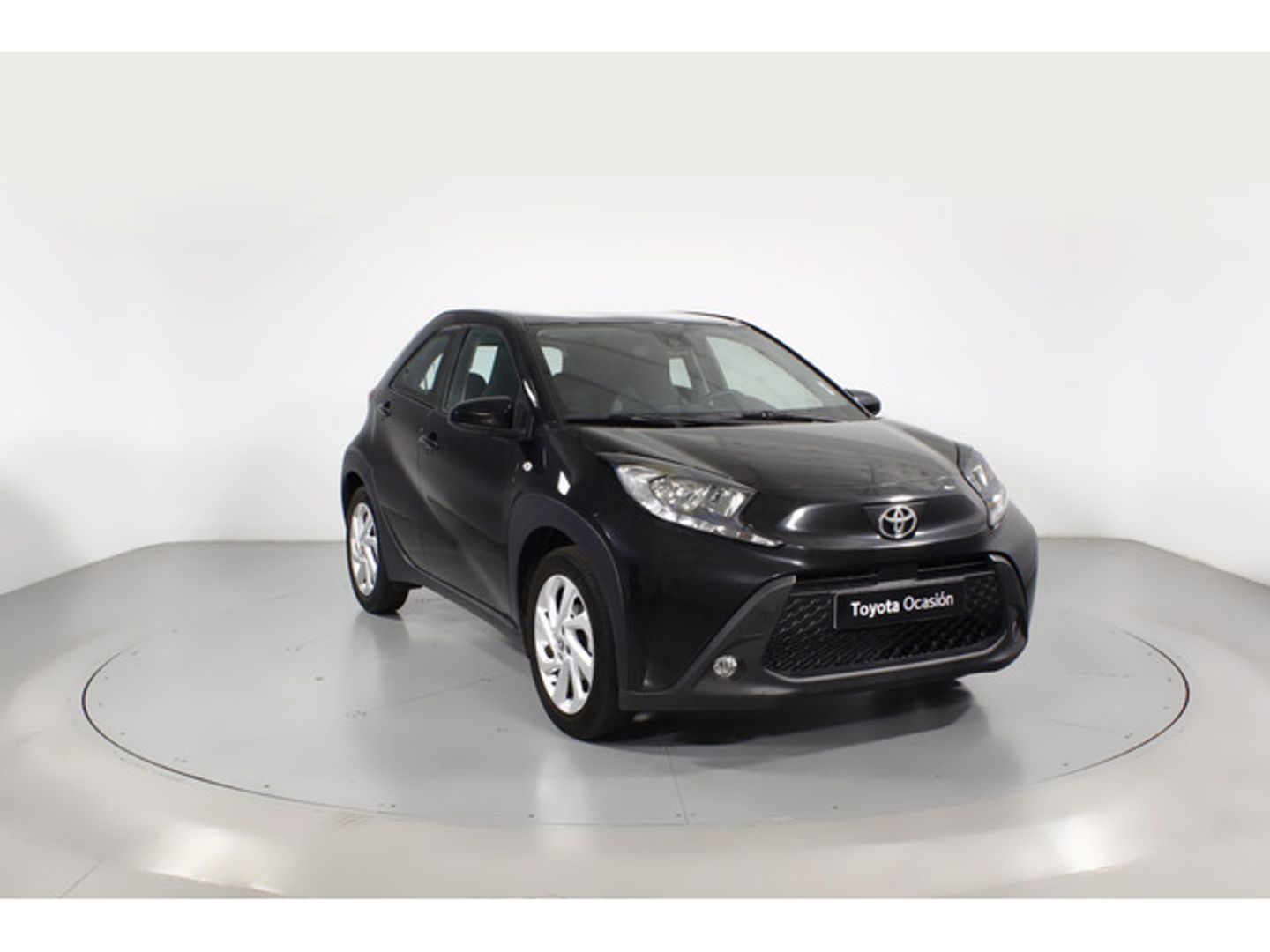 Toyota Aygo X Cross 1.0 VVT-I Play 53 kW (72 CV) Negro SUV