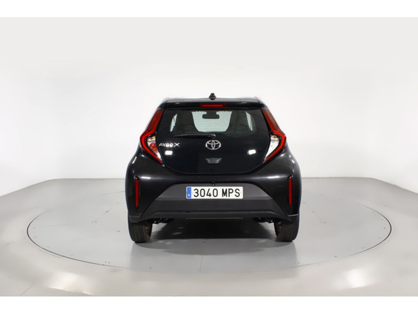 Toyota Aygo X Cross 1.0 VVT-I Play 53 kW (72 CV) Negro SUV