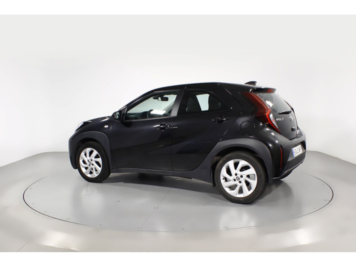 Toyota Aygo X Cross 1.0 VVT-I Play 53 kW (72 CV) Negro SUV