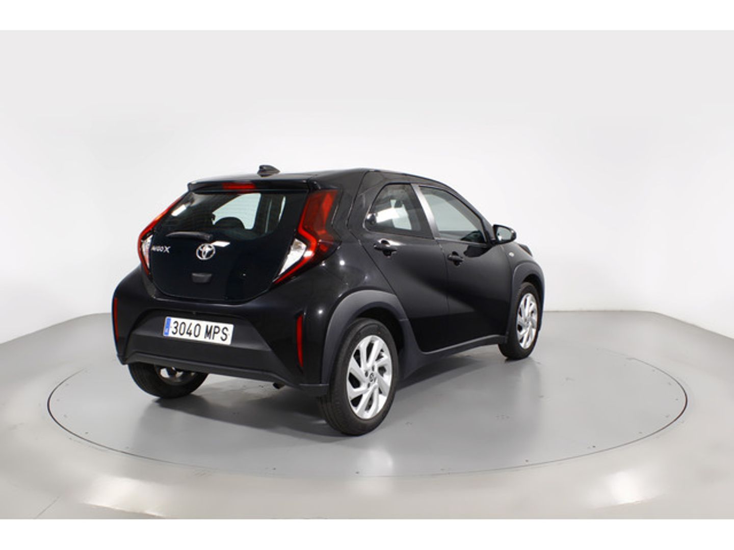 Toyota Aygo X Cross 1.0 VVT-I Play 53 kW (72 CV) Negro SUV