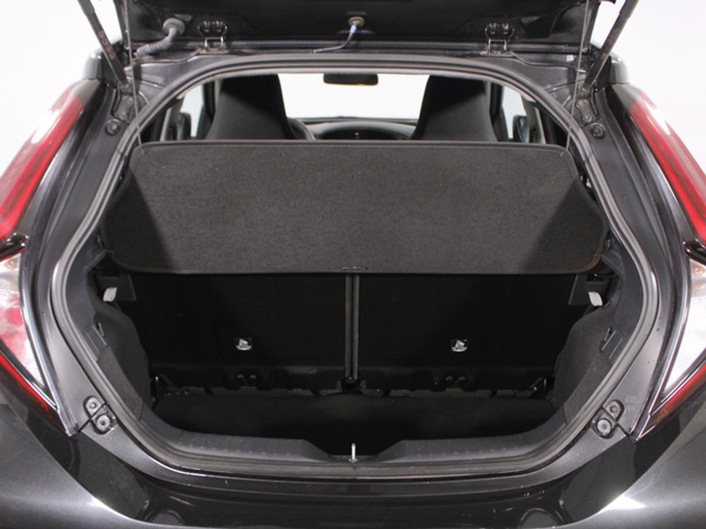 Toyota Aygo X Cross 1.0 VVT-I Play 53 kW (72 CV) Negro SUV