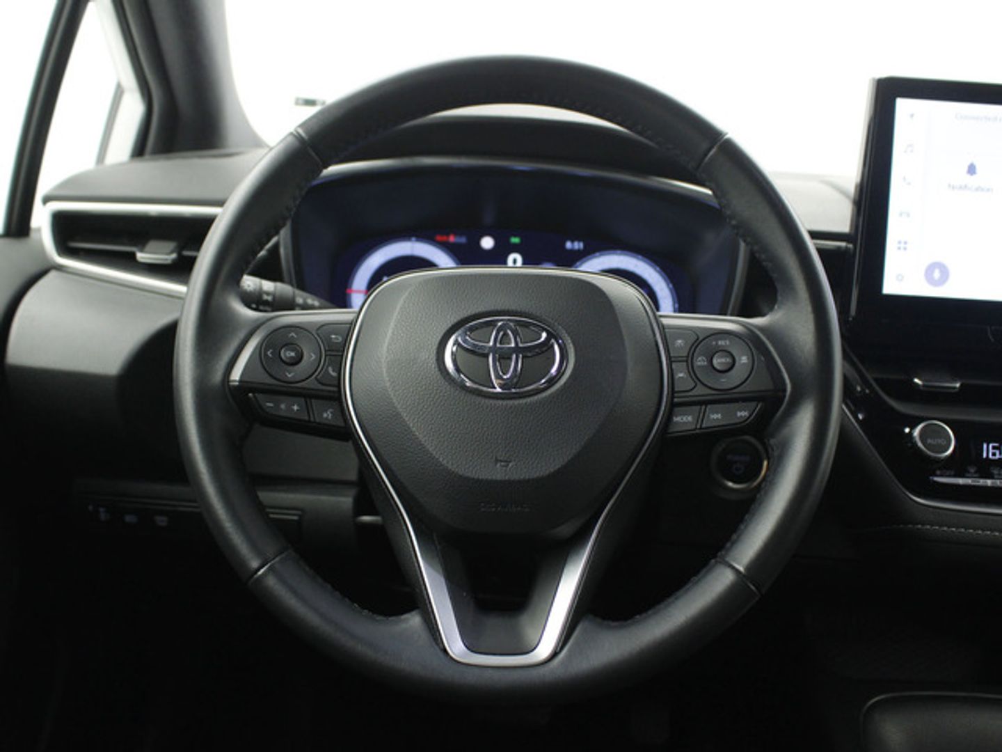 Toyota Corolla 140H Active Plus 103 kW (140 CV) Blanco Sedan