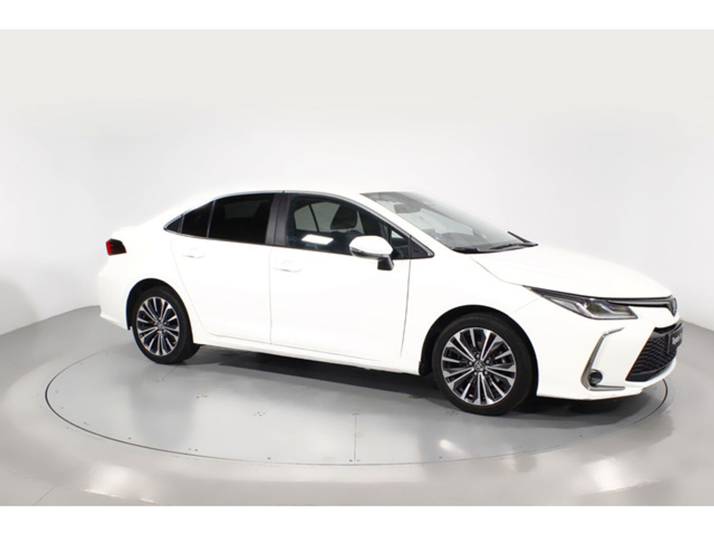 Toyota Corolla 140H Style 103 kW (140 CV) Blanco Sedan