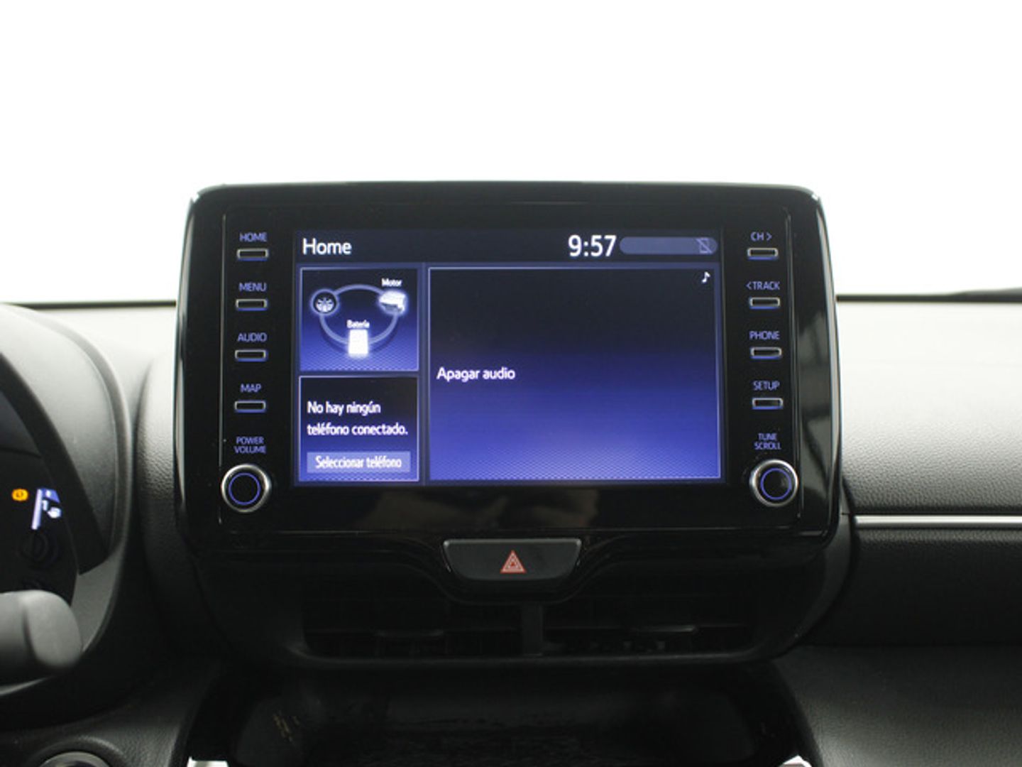 Toyota Yaris Cross 120H Active Tech 85 kW (116 CV) Oro All Terrain / Pick-up