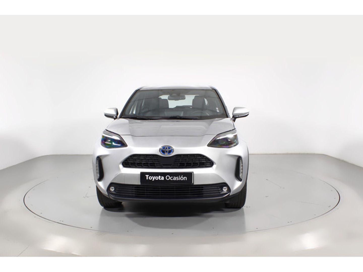 Toyota Yaris Cross 120H Active Tech 85 kW (116 CV) Gris Plata All Terrain / Pick-up