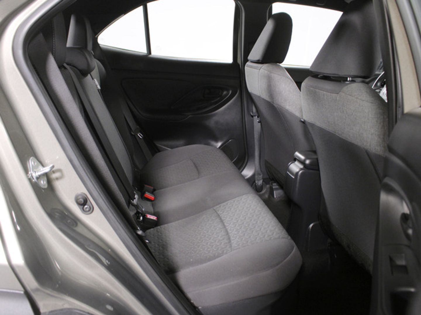 Toyota Yaris Cross 120H Active Tech 85 kW (116 CV) Marrón All Terrain / Pick-up