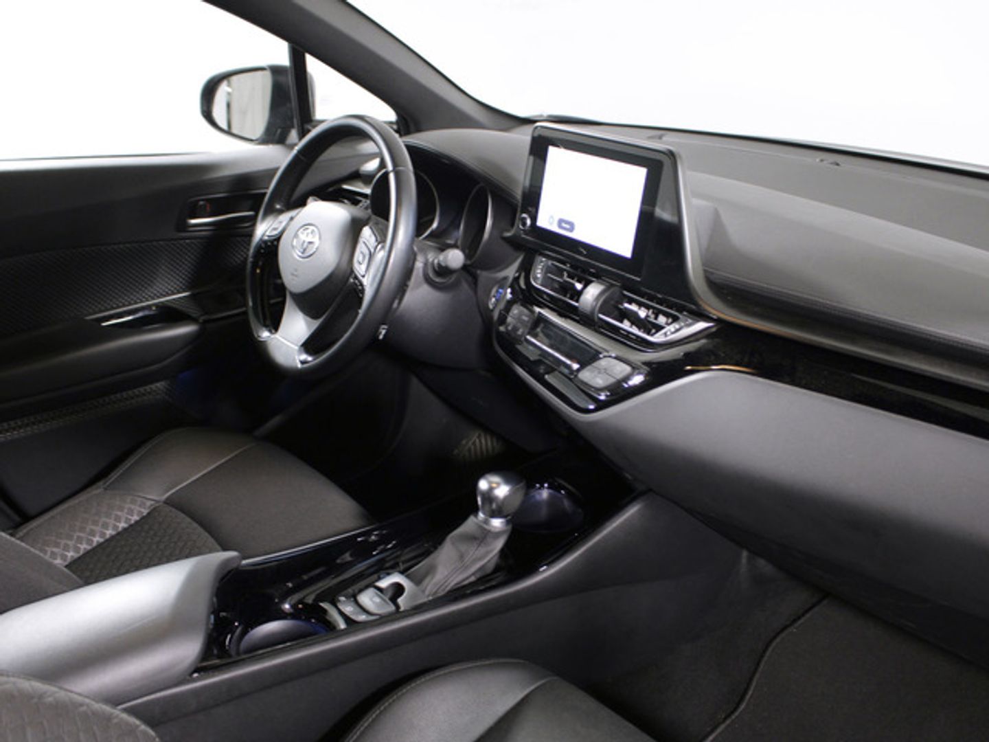 Toyota C-HR 180H Advance 135 kW (184 CV) Negro SUV