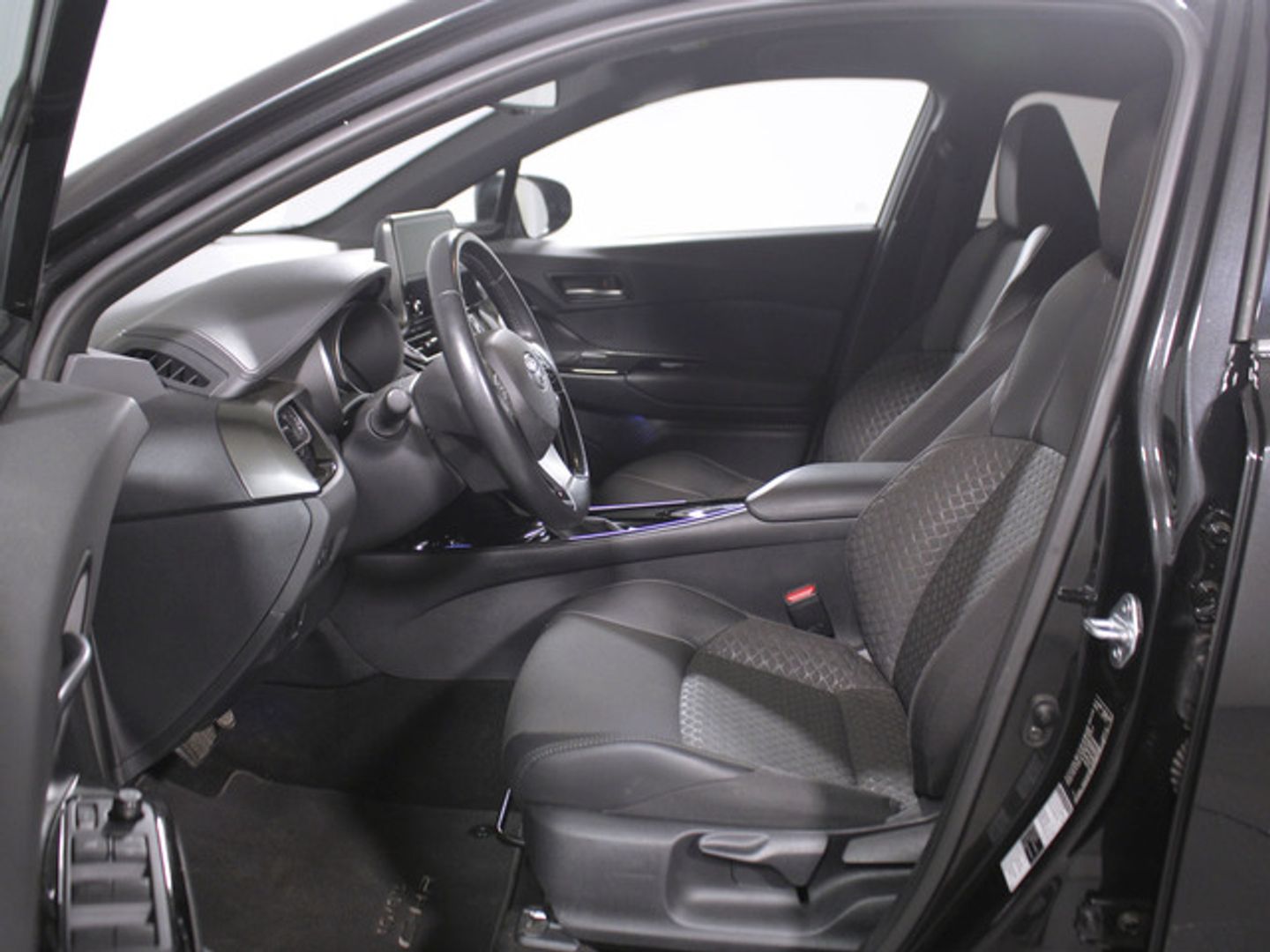 Toyota C-HR 180H Advance 135 kW (184 CV) Negro SUV