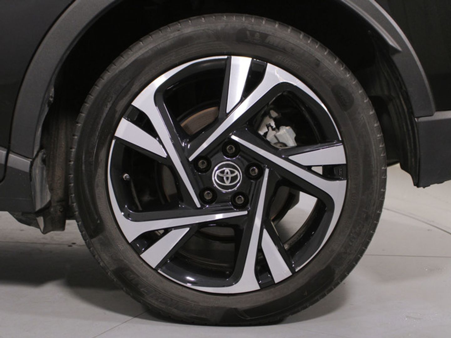 Toyota C-HR 180H Advance 135 kW (184 CV) Negro SUV