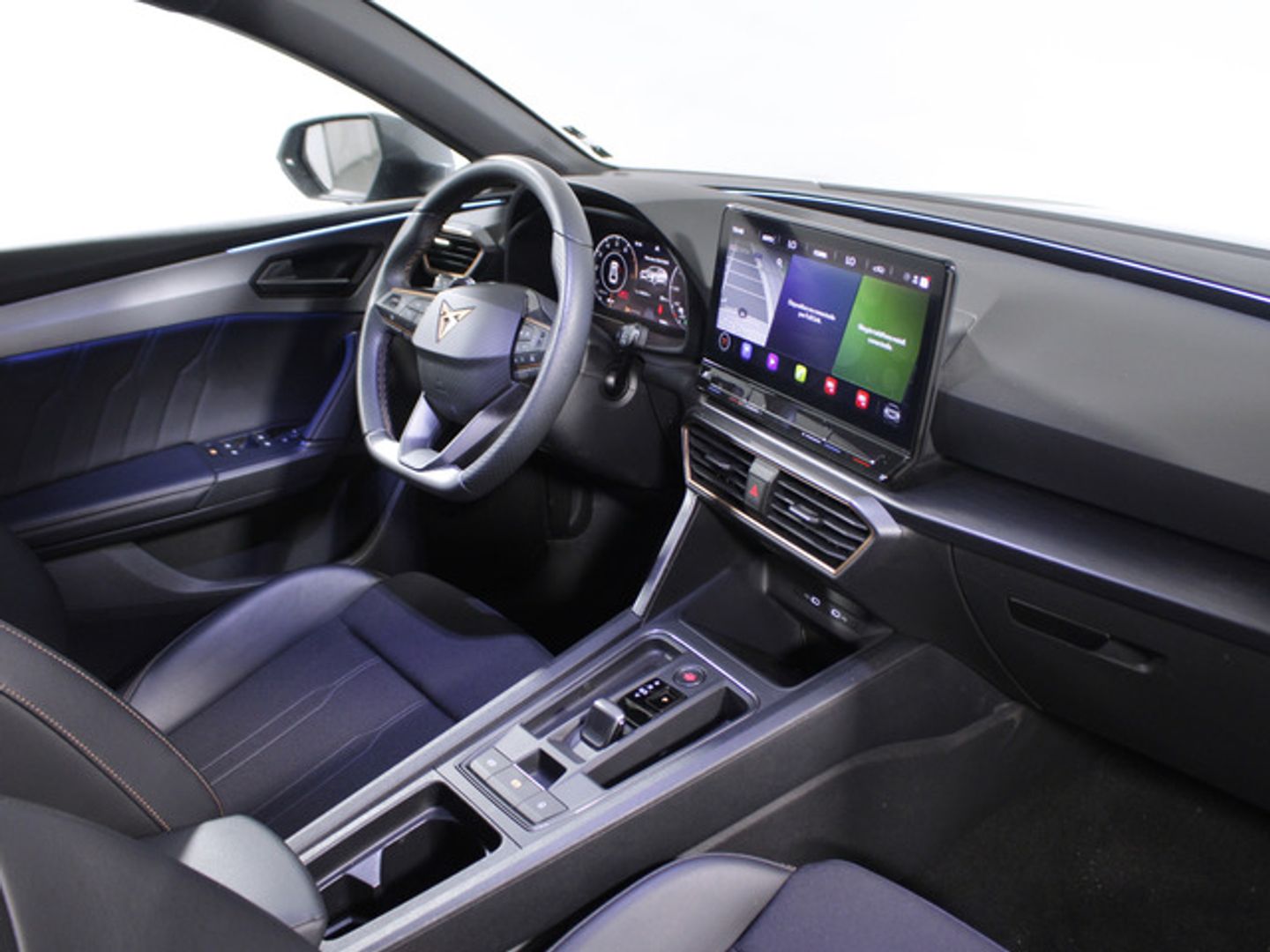 CUPRA León 1.5 eTSI DSG 110 kW (150 CV) Gris Sedan