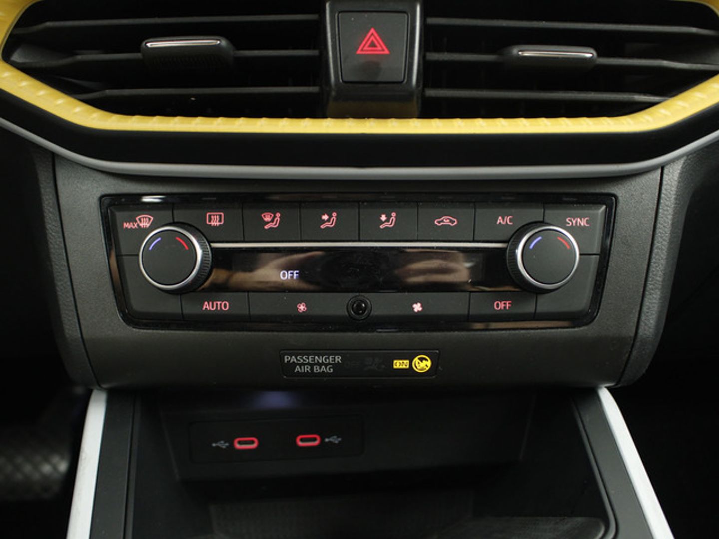 SEAT Arona 1.0 TSI Style XL DSG 81 kW (110 CV) Negro SUV
