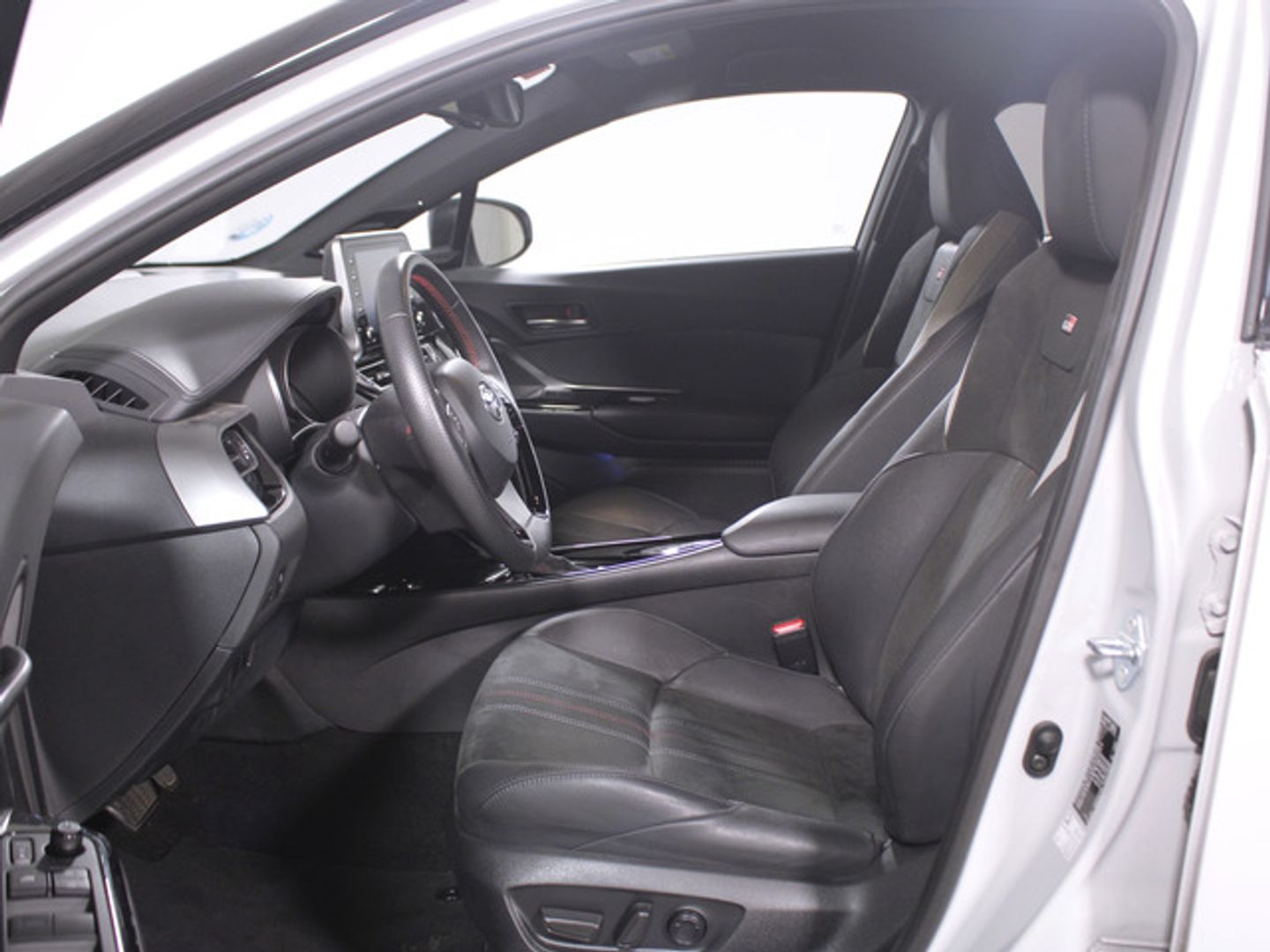 Toyota C-HR 180H GR Sport 135 kW (184 CV) Blanco SUV