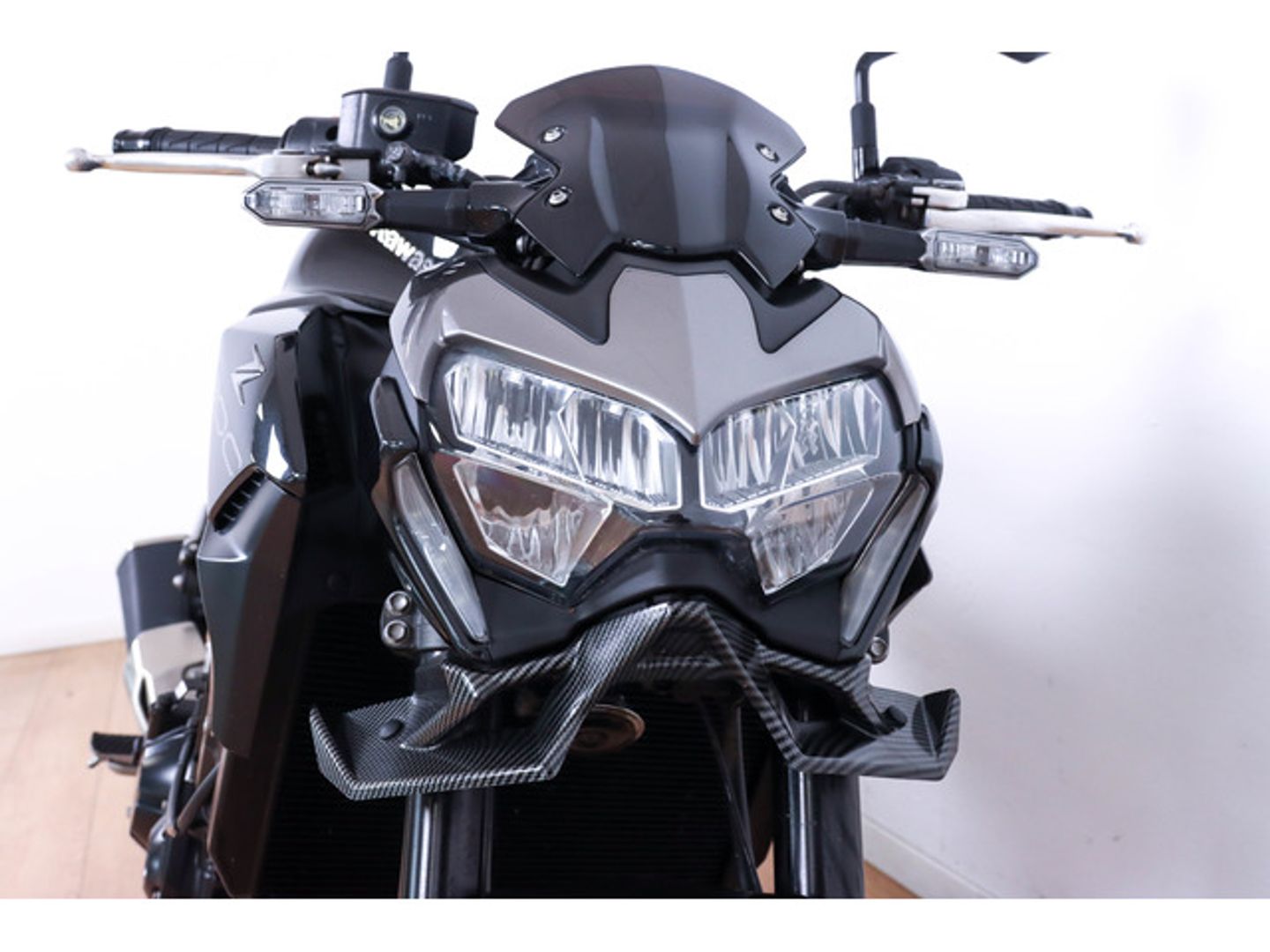 Kawasaki Z900 Negro Motorcycle