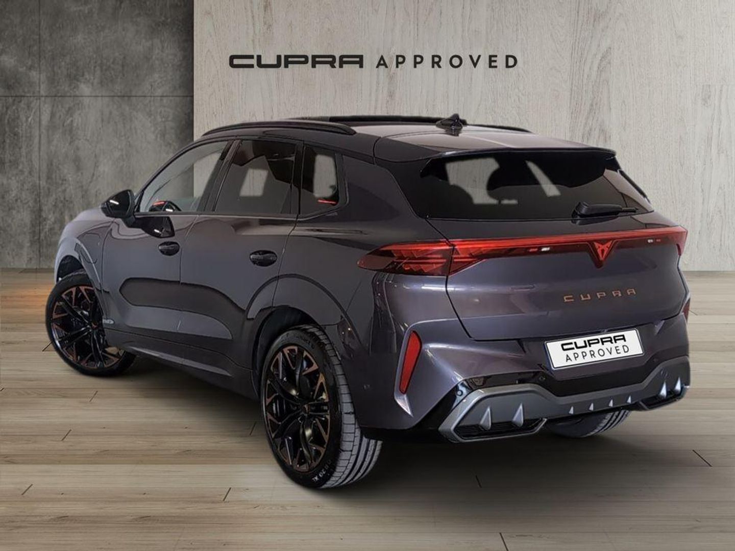 CUPRA Terramar 1.5 TSI e-Hybrid VZ DSG 200 kW (272 CV) Gris oscuro All Terrain / Pick-up