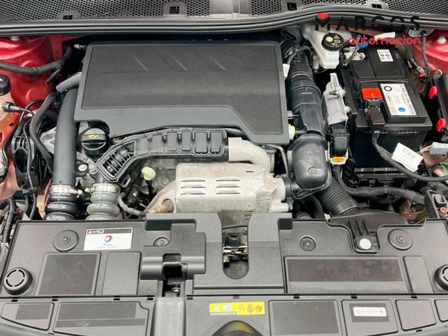 Citroen C4 PureTech 130 S&S 6v Feel Pack 96 kW (130 CV) Rojo Compact