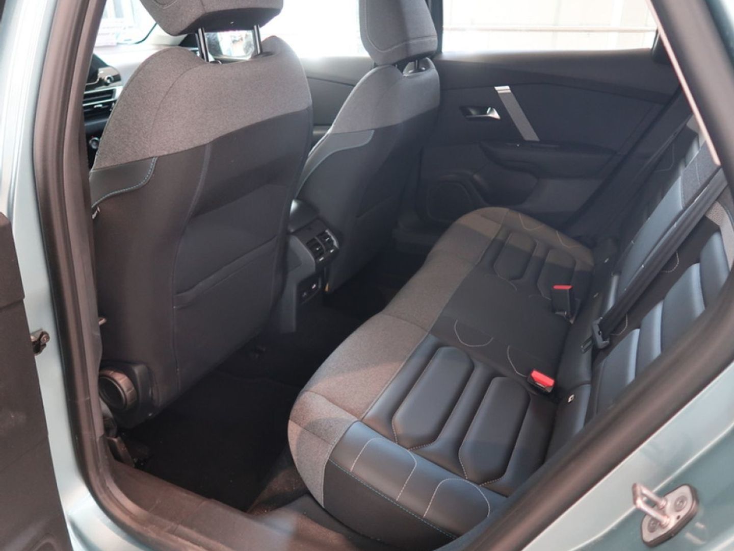 Citroen C4 BlueHDi 130 S&S Shine EAT8 96 kW (130 CV) Azul SUV