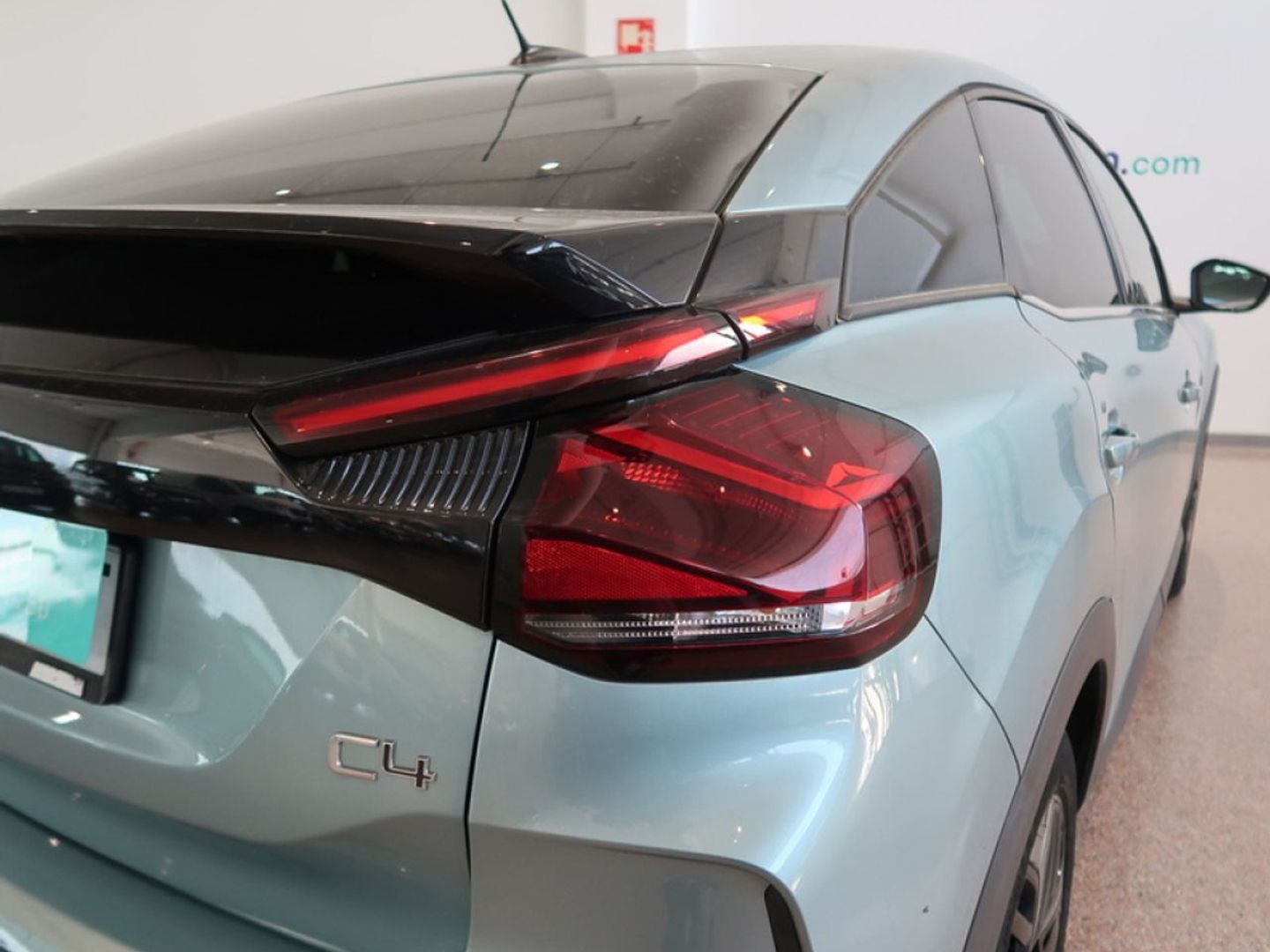 Citroen C4 BlueHDi 130 S&S Shine EAT8 96 kW (130 CV) Azul SUV