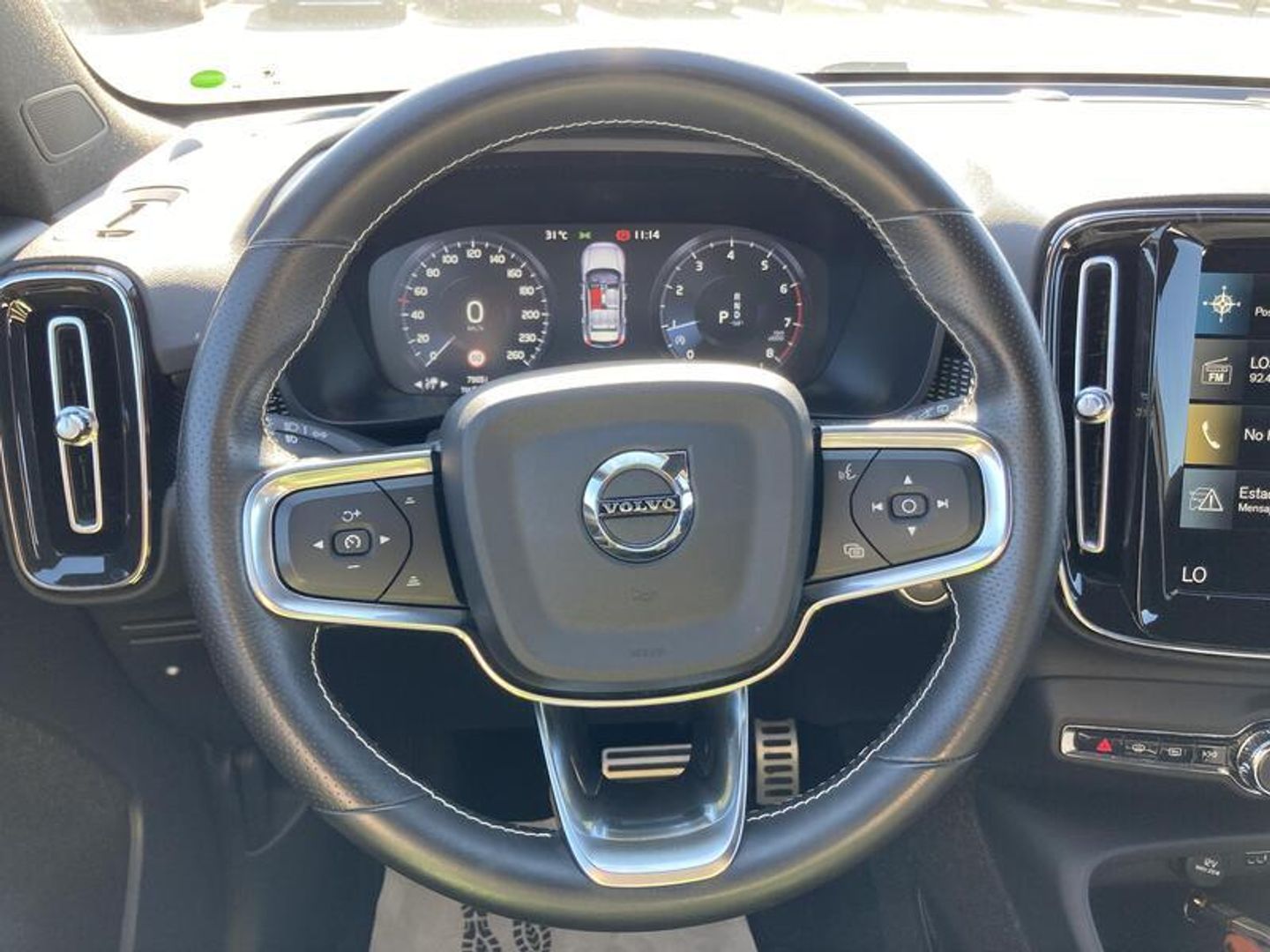 Volvo XC40 T3 R-Design Auto 120 kW (163 CV) Blanco SUV