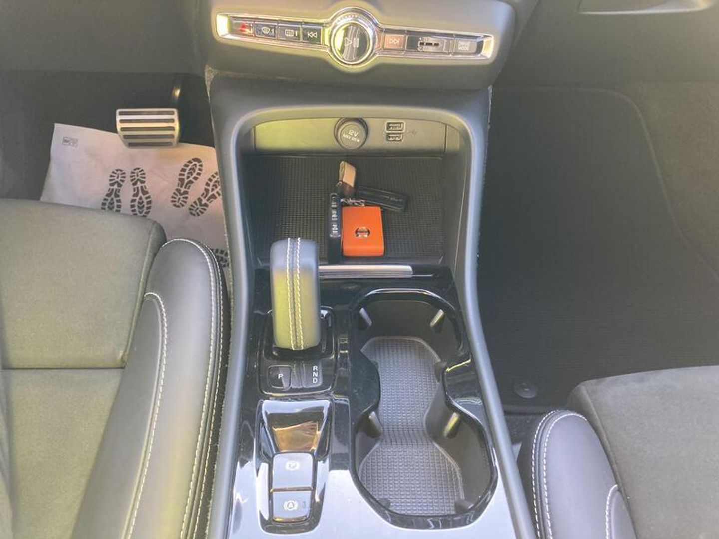 Volvo XC40 T3 R-Design Auto 120 kW (163 CV) Blanco SUV