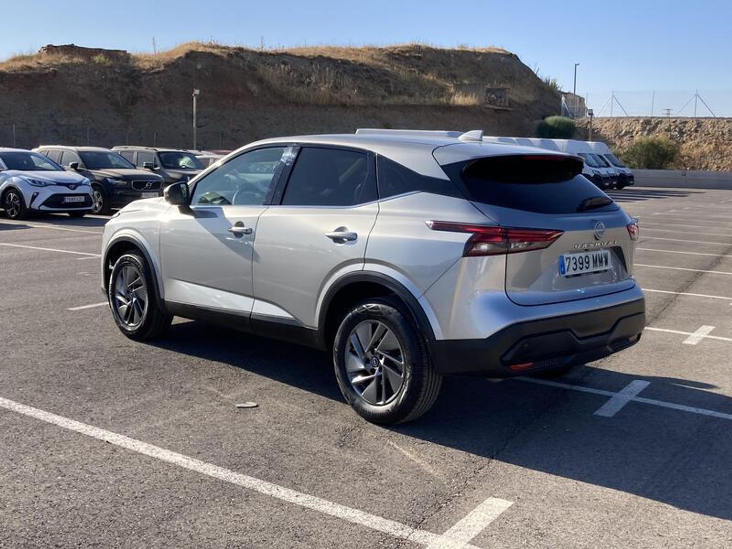 Nissan Qashqai DIG-T 158 mHEV Acenta Xtronic 116 kW (158 CV) Gris SUV