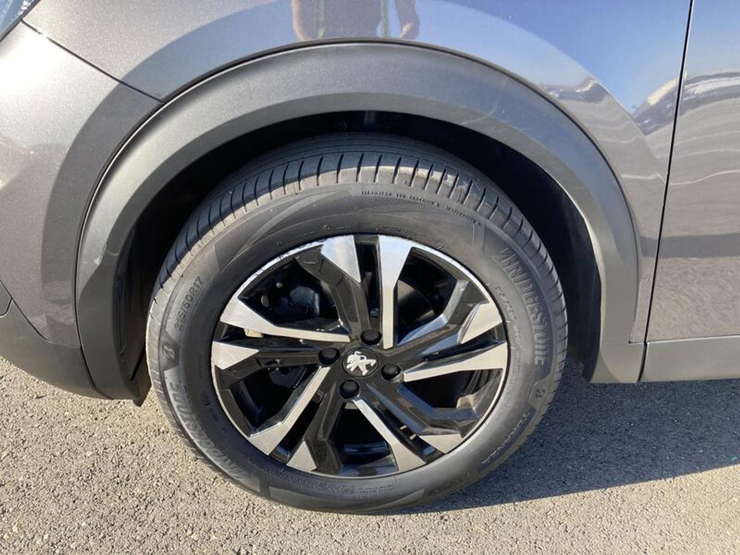 Peugeot 2008 PureTech 130 S&S Allure Pack 96 kW (130 CV) Gris SUV