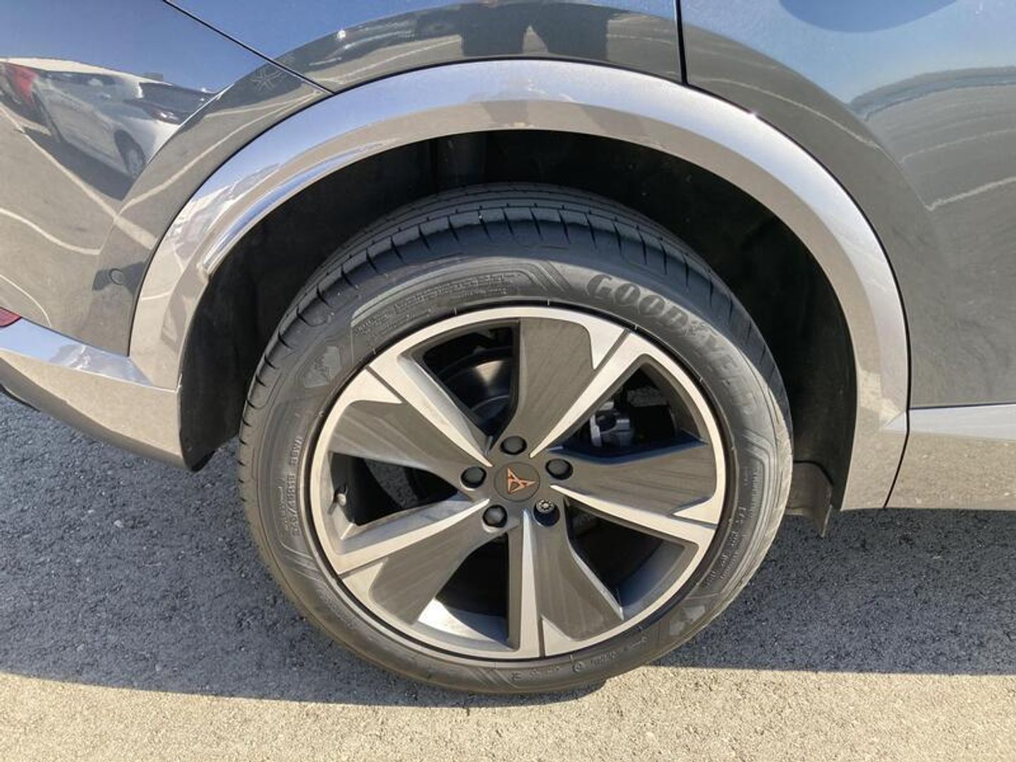 CUPRA Formentor 1.5 TSI Tech Edition DSG 110 kW (150 CV) Gris SUV