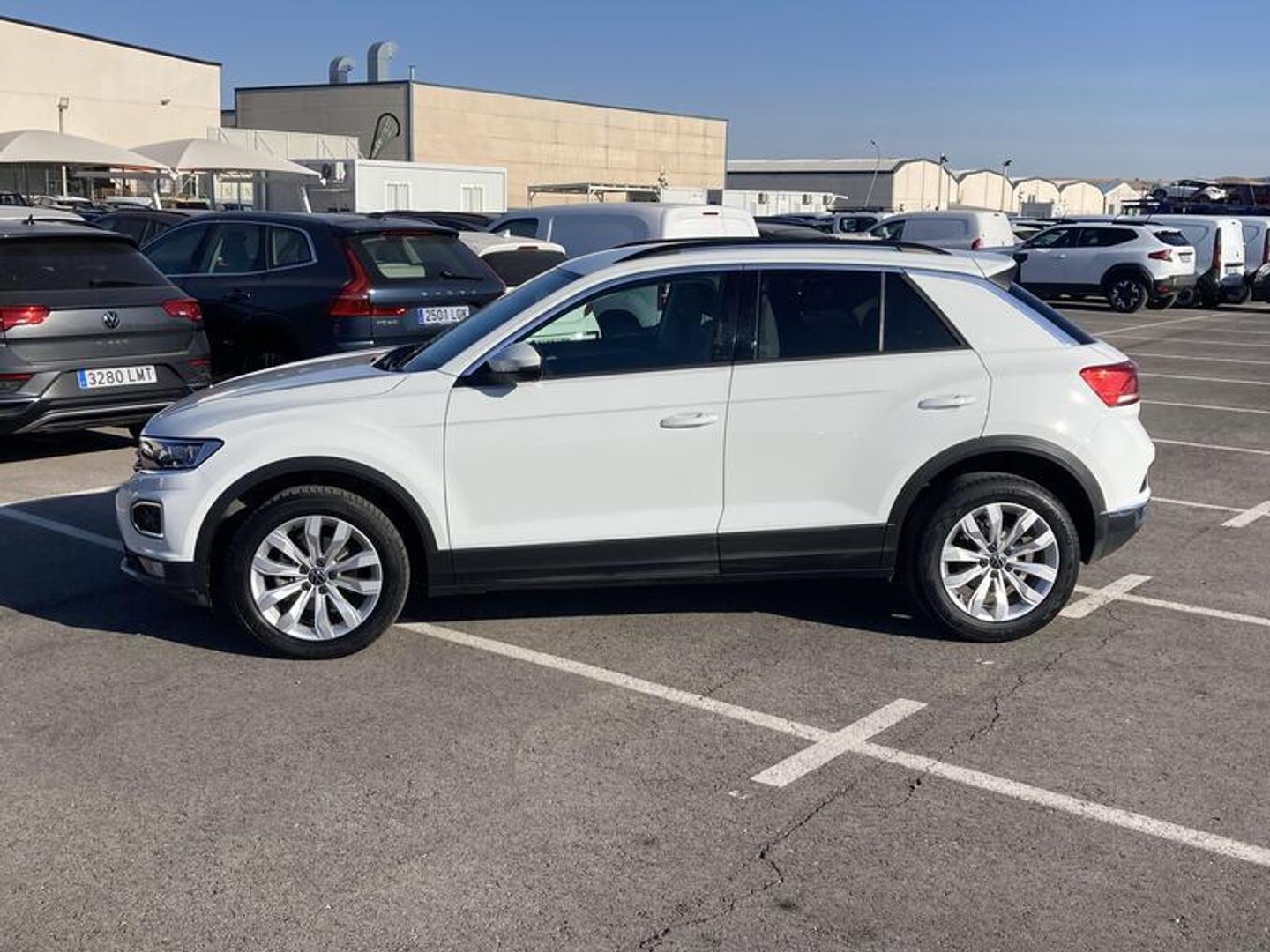 Volkswagen T-Roc Advance 2.0 TDI 85 kW (115 CV) Blanco All Terrain / Pick-up