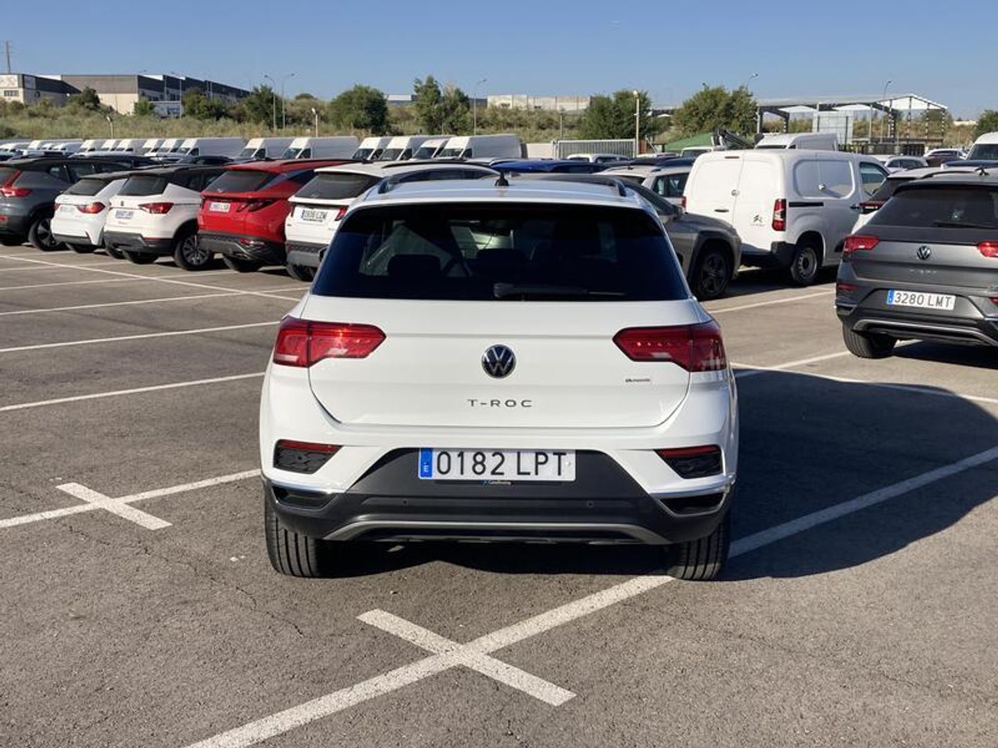 Volkswagen T-Roc Advance 2.0 TDI 85 kW (115 CV) Blanco All Terrain / Pick-up