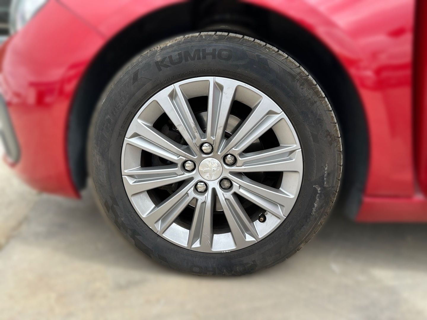 Peugeot 308 PureTech 130 S&S Allure Pack EAT8 96 kW (130 CV) Rojo Compact