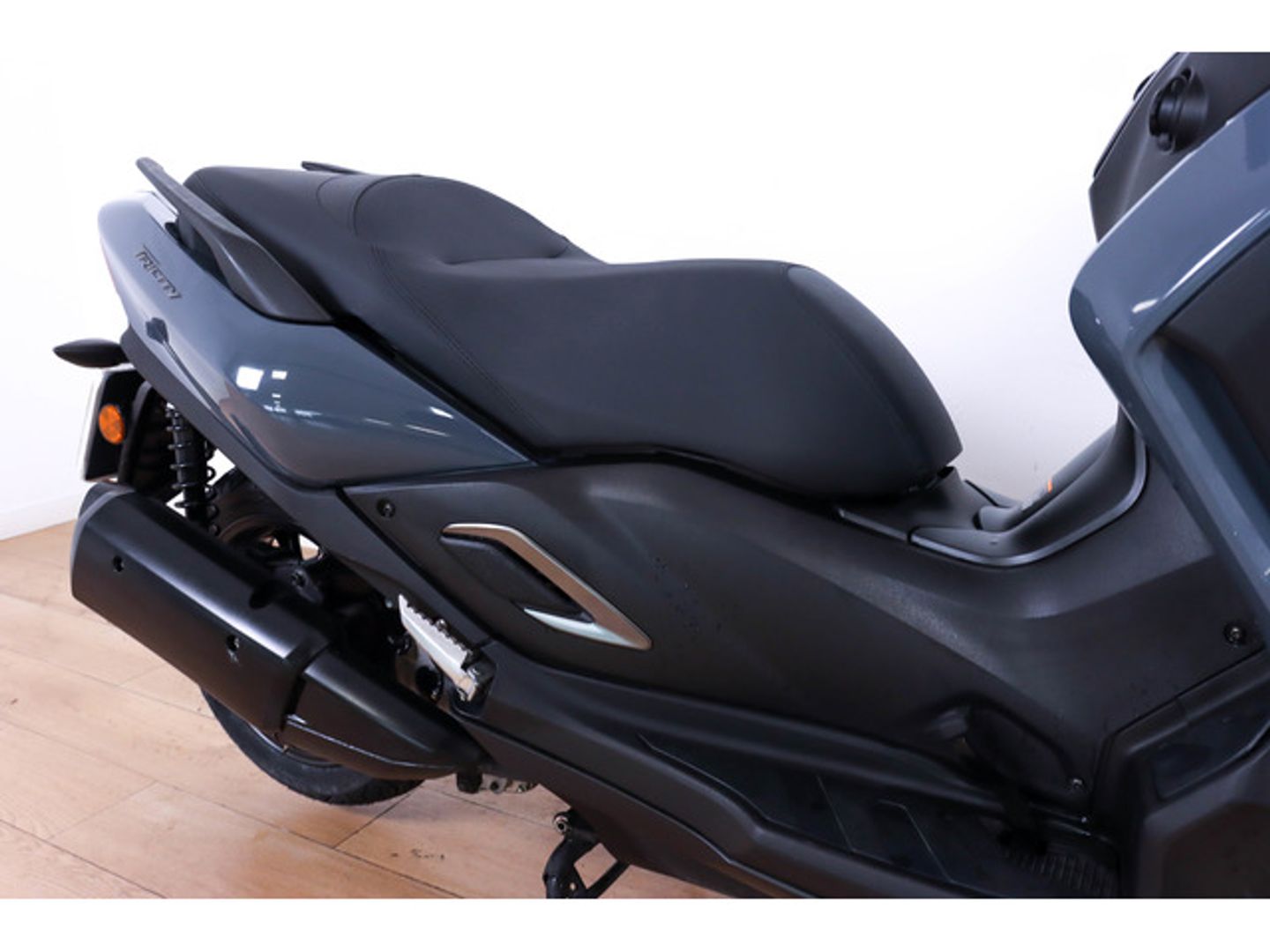 Yamaha Tricity 300 Gris Motorcycle