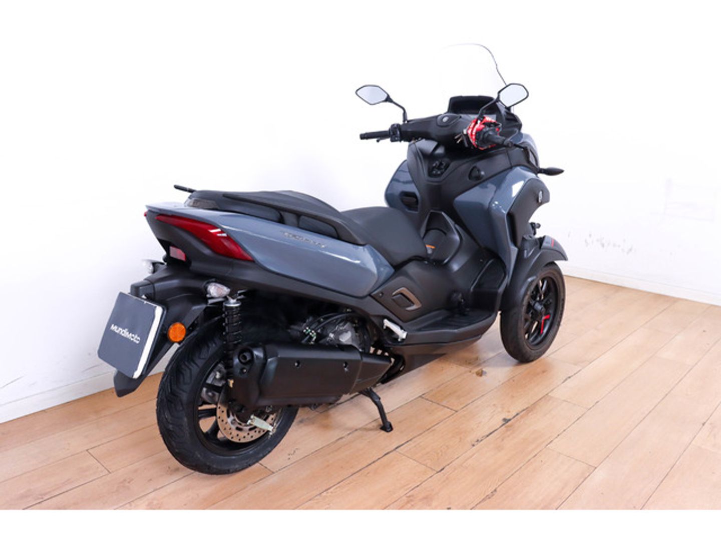 Yamaha Tricity 300 Gris Motorcycle