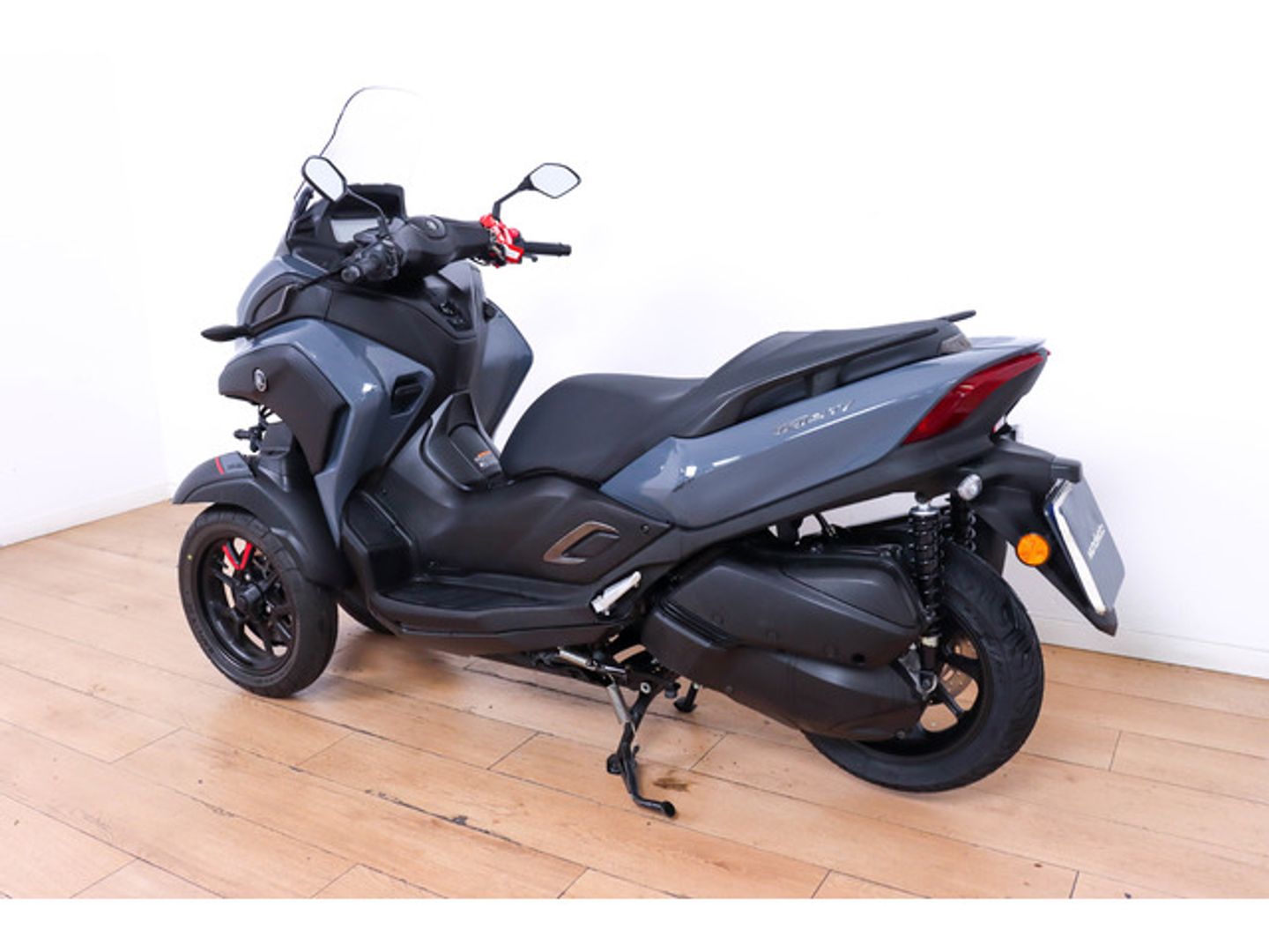 Yamaha Tricity 300 Gris Motorcycle