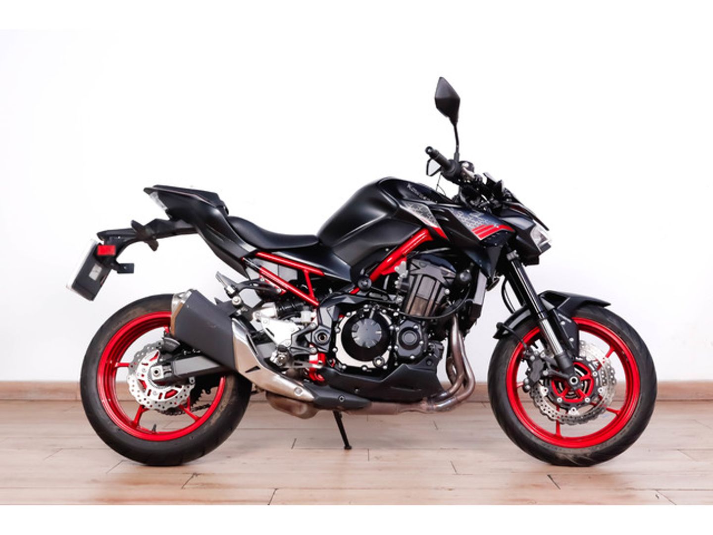 Kawasaki Z900 Negro Motorcycle