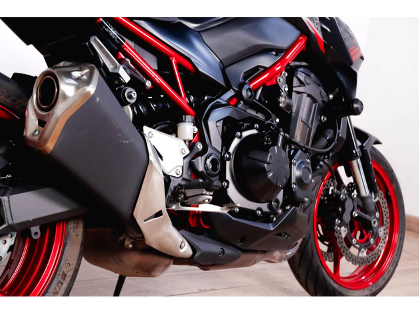 Kawasaki Z900 Negro Motorcycle